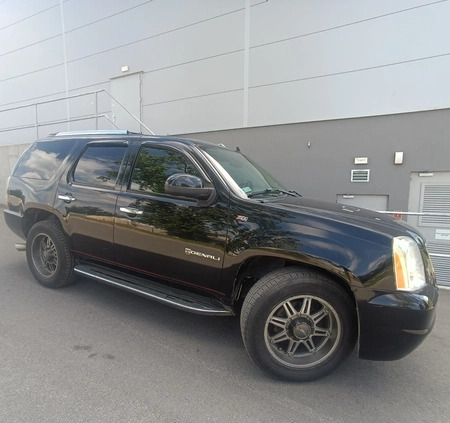 GMC Yukon cena 44900 przebieg: 227900, rok produkcji 2007 z Złotoryja małe 407